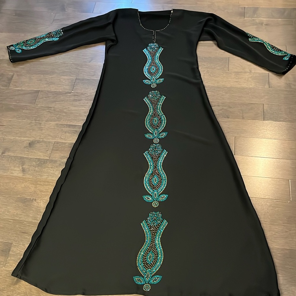 Black abaya with rhinestones